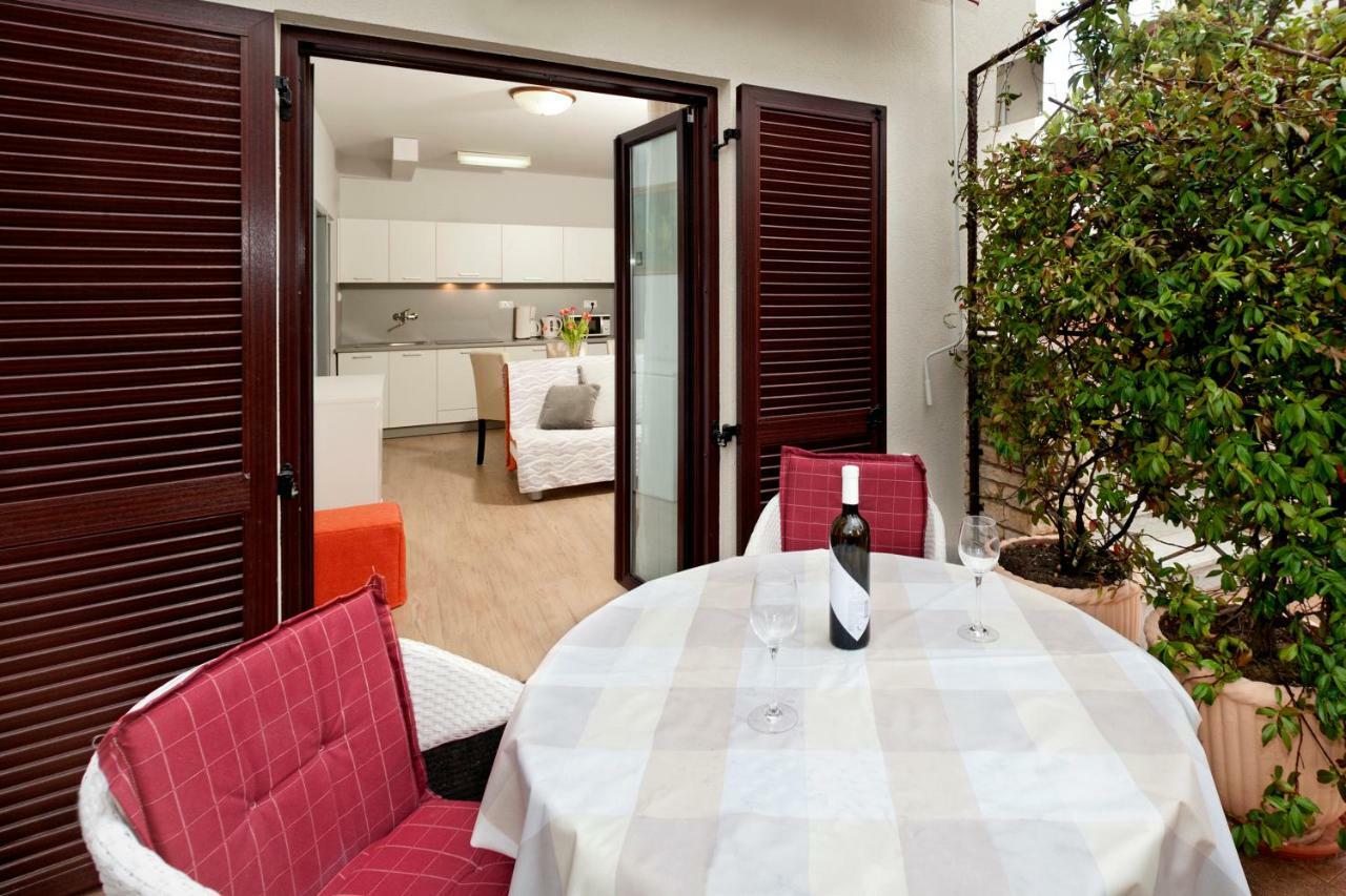 Apartman Alberta Poreč Exterior foto